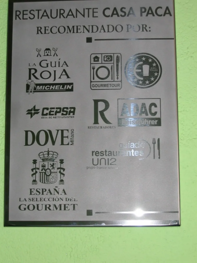 Placa conmemorativa grabada y biselada en acero inoxidable «Casa Paca»